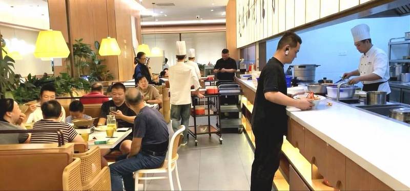 【深度复盘】松江清明踏春经济全解析：从翻台率到客流转化的运营方法论 文化旅游