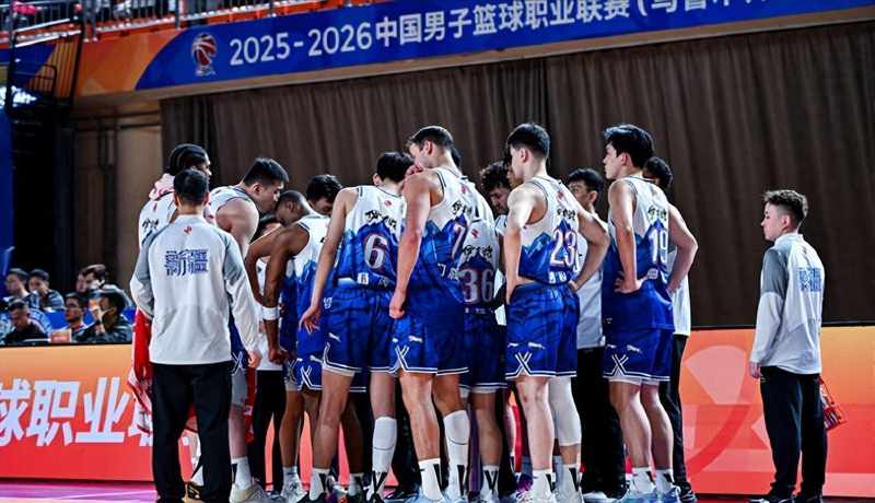  那些倒在伤病面前的球员：新疆重金引援背后的失意群像 体育新闻 那些倒在伤病面前的球员：新疆重金引援背后的失意群像 体育新闻 那些倒在伤病面前的球员：新疆重金引援背后的失意群像 体育新闻